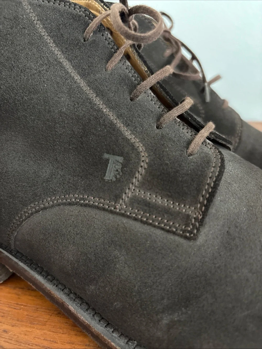 TODS Brown Suede Chukka Boots Size 10
